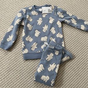 2 Piece H&M Bear Sweatshirt Set